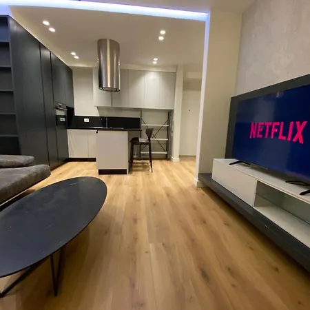 Primo 2 Apartment