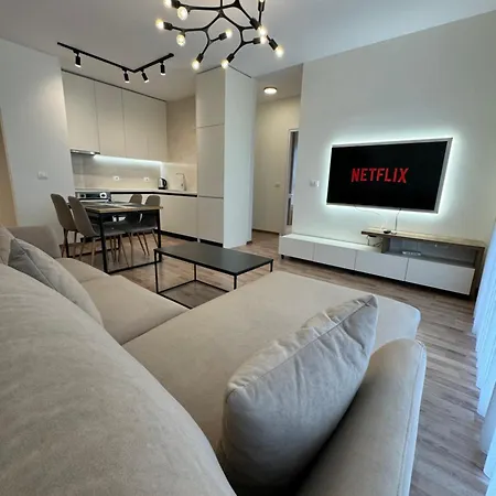 Primo 2 Apartment